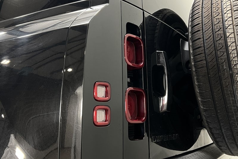 Used Land Rover Defender 2023 for sale - 77375924: Photo 19