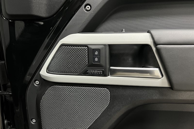 Used Land Rover Defender 2023 for sale - 77375924: Photo 22