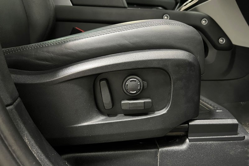 Used Land Rover Defender 2023 for sale - 77375924: Photo 25