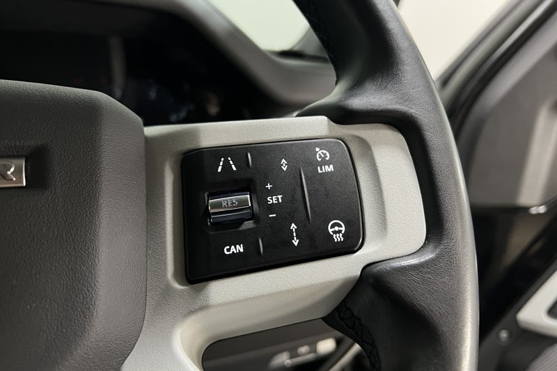 Used Land Rover Defender 2023 for sale - 77375924: Photo 29