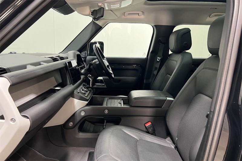 Used Land Rover Defender 2023 for sale - 77375924: Photo 3