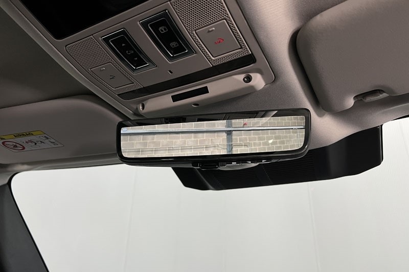 Used Land Rover Defender 2023 for sale - 77375924: Photo 31