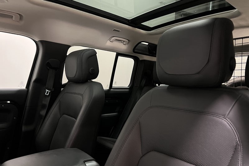 Used Land Rover Defender 2023 for sale - 77375924: Photo 43