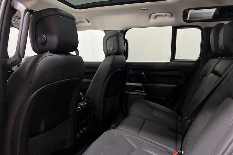 Used Land Rover Defender 2023 for sale - 77375924: Photo 44