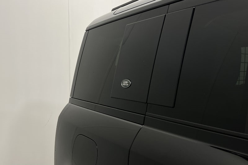 Used Land Rover Defender 2023 for sale - 77375924: Photo 52