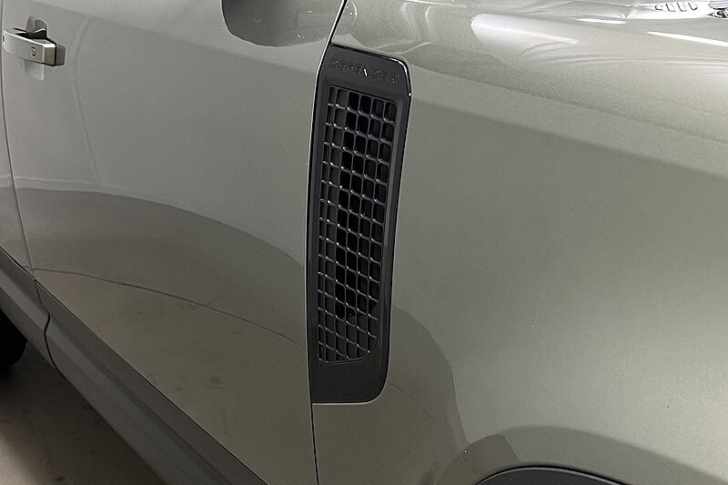 Used Land Rover Defender 2024 for sale - 77474721: Photo 20