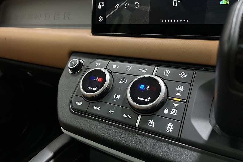 Used Land Rover Defender 2024 for sale - 77474721: Photo 33