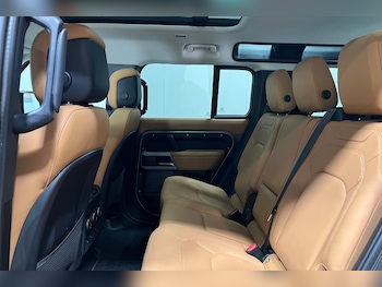 Used Land Rover Defender 2024 for sale - 77474721: Photo