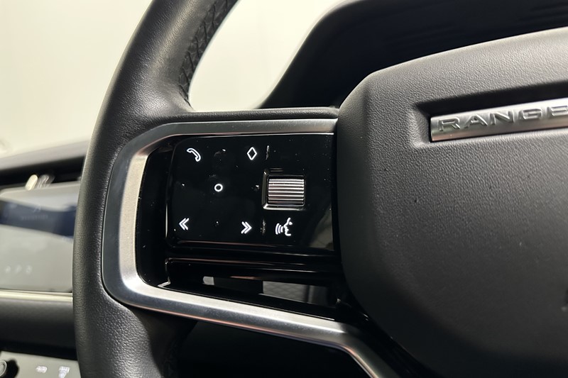 Used Land Rover Range Rover Evoque 2023 for sale - 78175982: Photo 32