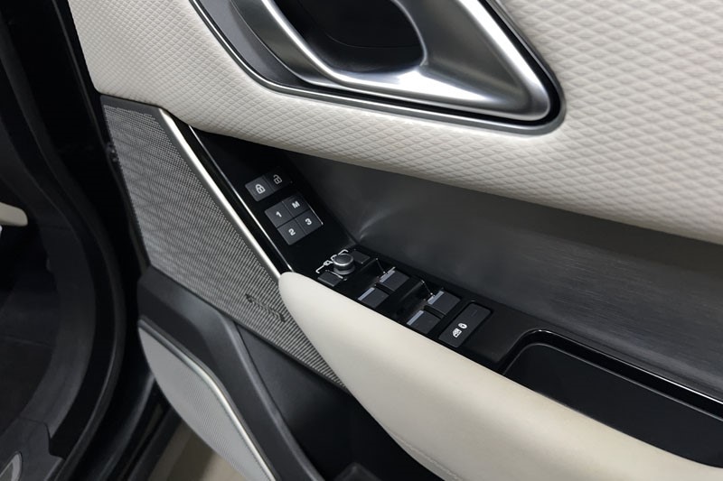 Used Land Rover Range Rover Velar 2023 for sale - 77592331: Photo 24