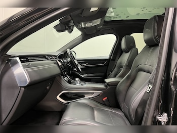 Used Jaguar F-Pace 2021 for sale - 77592332: Photo