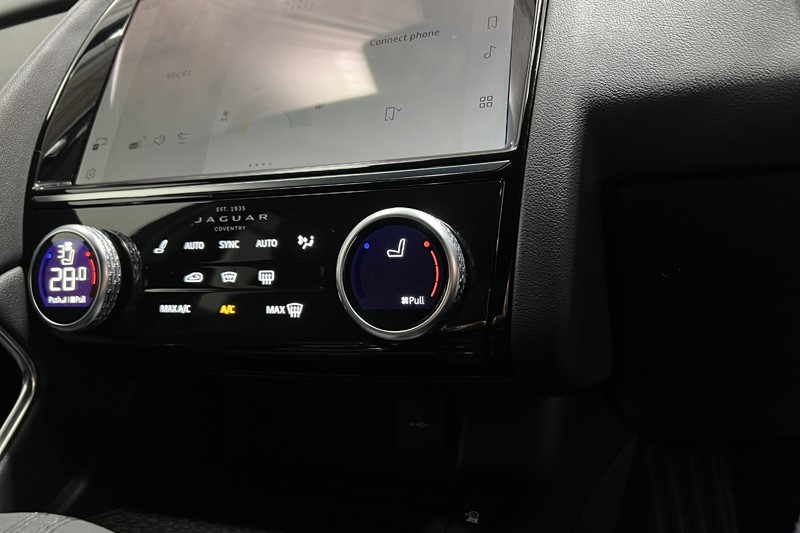 Used Jaguar E-Pace 2022 for sale - 77367154: Photo 33