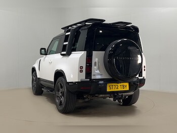 Used Land Rover Defender 2022 for sale - 78352800: Photo