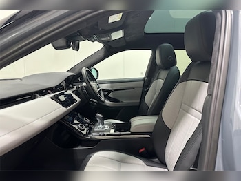 Used Land Rover Range Rover Evoque 2023 for sale - 78379308: Photo