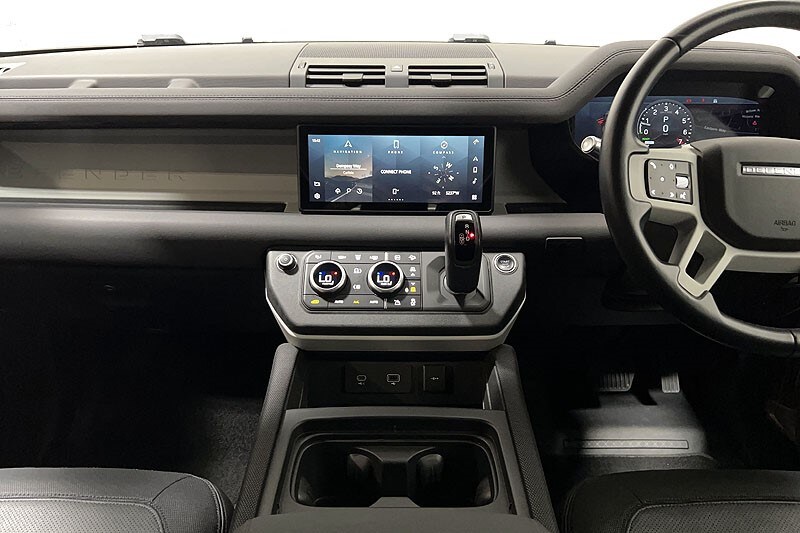 Used Land Rover Defender 2022 for sale - 77961848: Photo 14