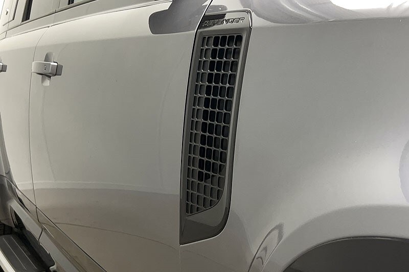 Used Land Rover Defender 2022 for sale - 77961848: Photo 20