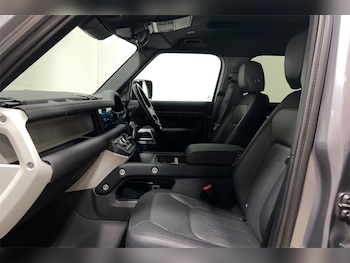 Used Land Rover Defender 2022 for sale - 77961848: Photo