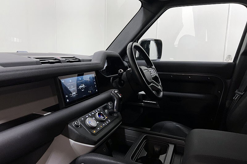 Used Land Rover Defender 2022 for sale - 77961848: Photo 41