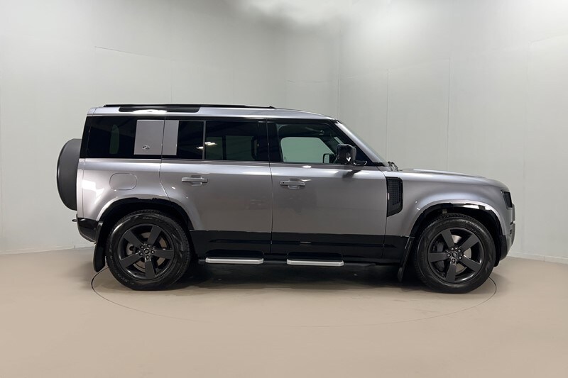 Used Land Rover Defender 2022 for sale - 77961848: Photo 5