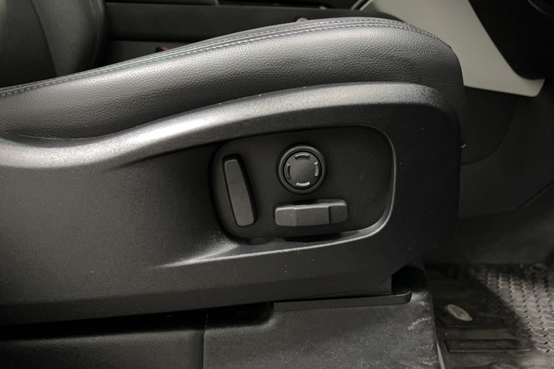 Used Land Rover Defender 2023 for sale - 77803958: Photo 25