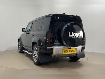 Used Land Rover Defender 2023 for sale - 77803958: Photo