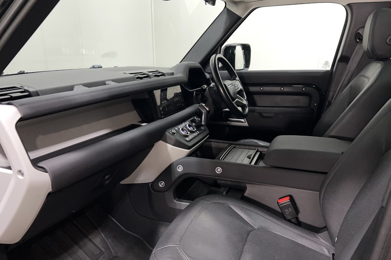 Used Land Rover Defender 2023 for sale - 77803958: Photo 41