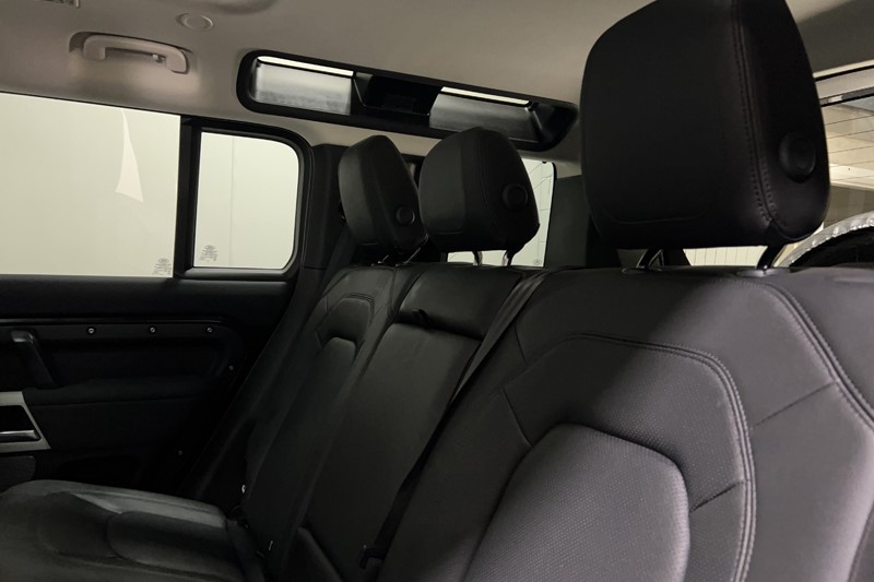 Used Land Rover Defender 2023 for sale - 77803958: Photo 45