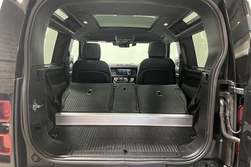 Used Land Rover Defender 2022 for sale - 77888368: Photo 10