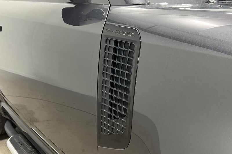 Used Land Rover Defender 2022 for sale - 77888368: Photo 19