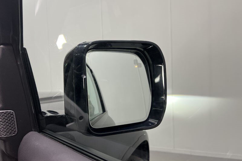 Used Land Rover Defender 2022 for sale - 77888368: Photo 23