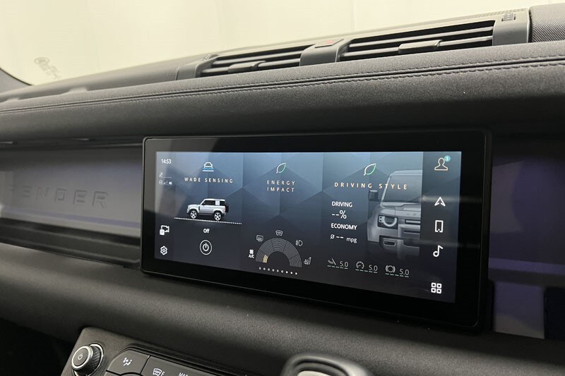 Used Land Rover Defender 2022 for sale - 77888368: Photo 33