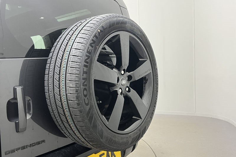 Used Land Rover Defender 2022 for sale - 77888368: Photo 45