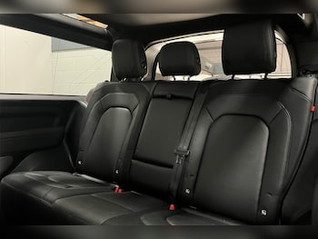 Used Land Rover Defender 2022 for sale - 77888368: Photo