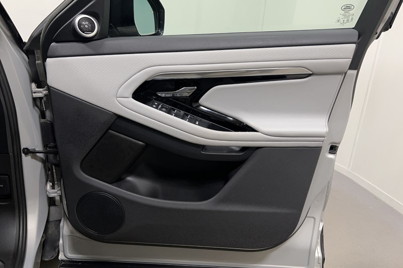 Used Land Rover Range Rover Evoque 2023 for sale - 77665196: Photo 21