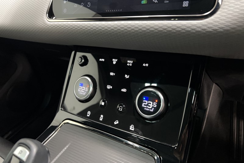 Used Land Rover Range Rover Evoque 2023 for sale - 77665196: Photo 32