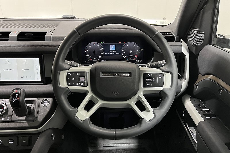 Used Land Rover Defender 2023 for sale - 77350059: Photo 15