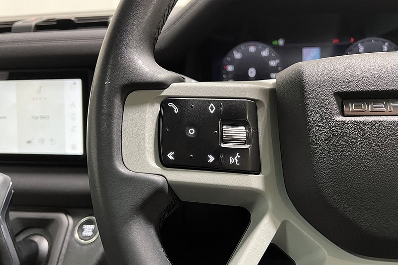 Used Land Rover Defender 2023 for sale - 77350059: Photo 30