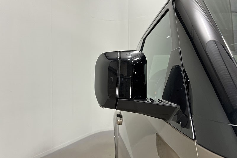 Used Land Rover Defender 2023 for sale - 77350059: Photo 48