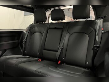 Used Land Rover Defender 2023 for sale - 77350059: Photo