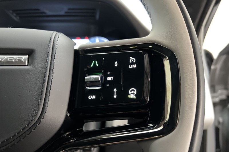 Used Land Rover Range Rover Evoque 2025 for sale - 77930966: Photo 31