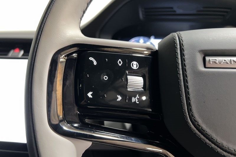 Used Land Rover Range Rover Evoque 2025 for sale - 77930966: Photo 32