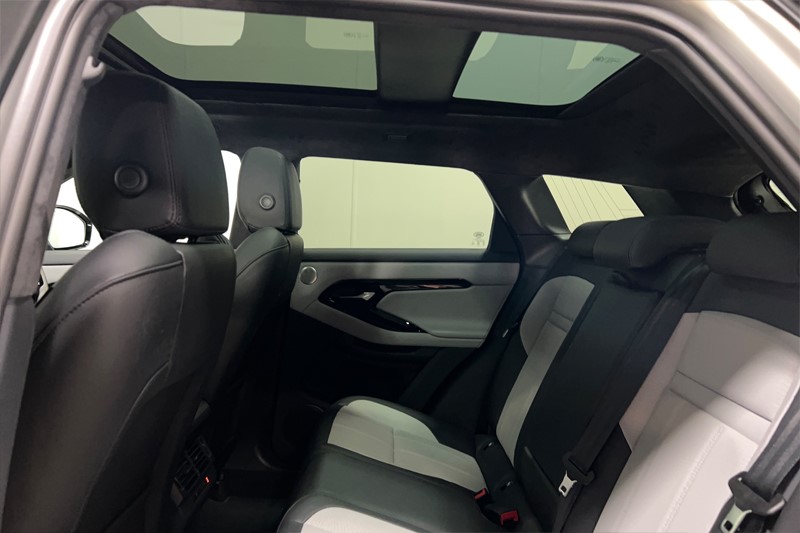 Used Land Rover Range Rover Evoque 2025 for sale - 77930966: Photo 4