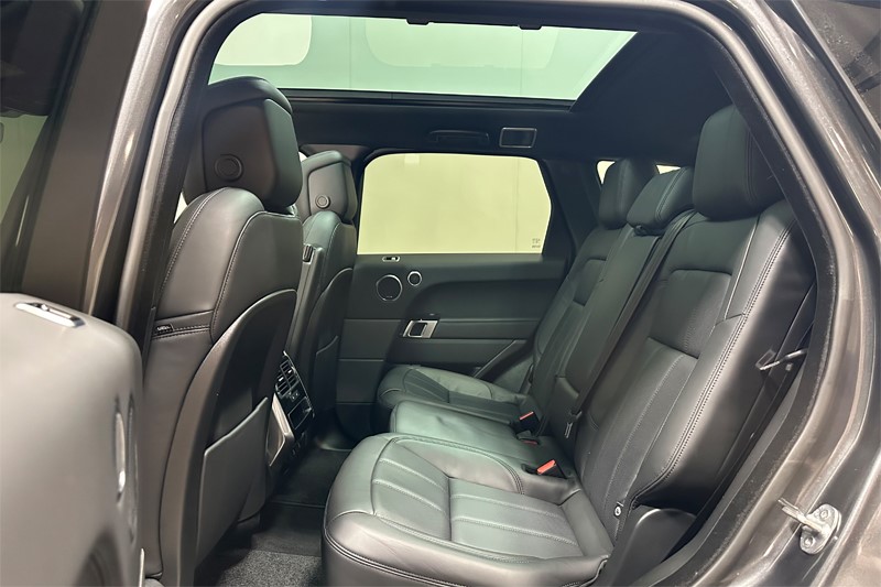 Used Land Rover Range Rover Sport 2022 for sale - 77732679: Photo 4