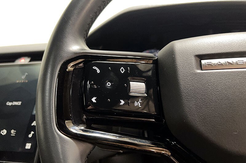 Used Land Rover Range Rover Velar 2023 for sale - 78077682: Photo 30