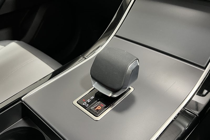 Used Land Rover Range Rover Velar 2024 for sale - 76981356: Photo 13