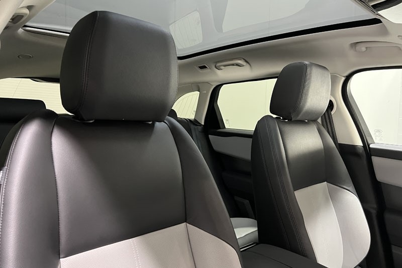 Used Land Rover Range Rover Velar 2024 for sale - 76981356: Photo 27