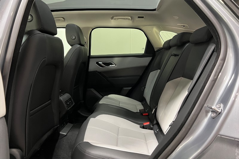 Used Land Rover Range Rover Velar 2024 for sale - 76981356: Photo 4