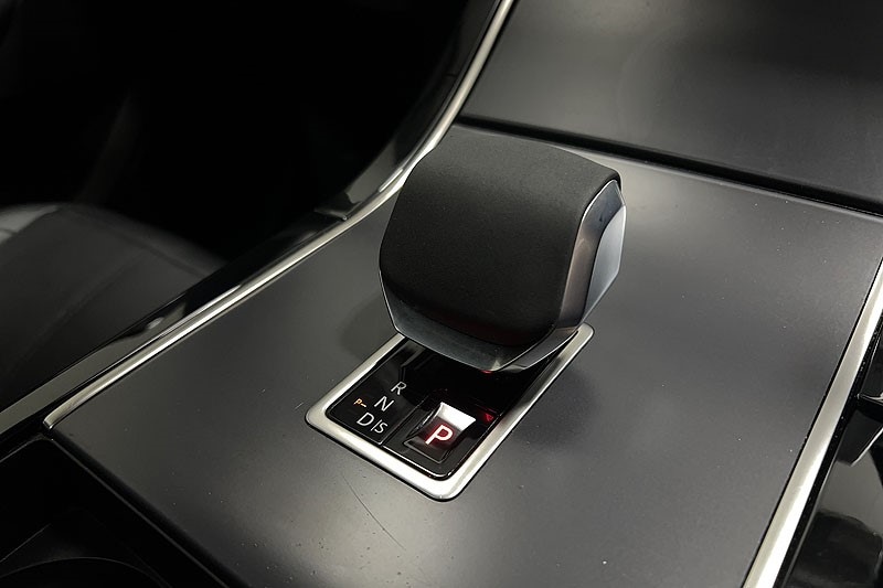 Used Land Rover Range Rover Velar 2023 for sale - 77339585: Photo 13