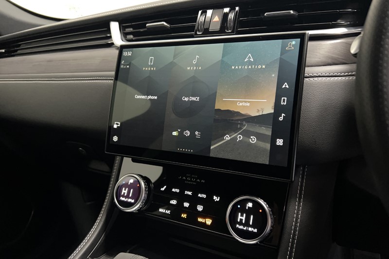 Used Jaguar F-Pace 2023 for sale - 77616210: Photo 32