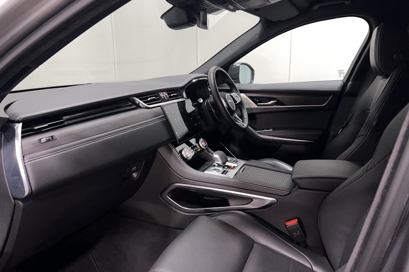 Used Jaguar F-Pace 2023 for sale - 77616210: Photo 39